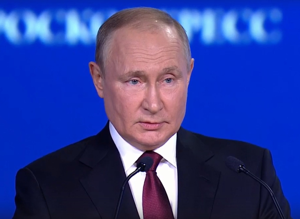 Путин призвал на постоянной основе сократить плановые проверки бизнеса