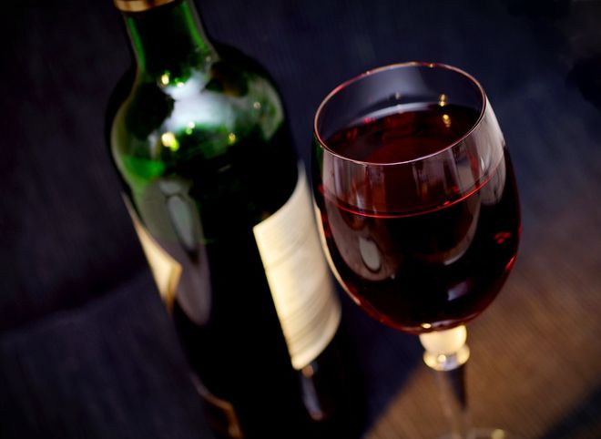 Правительство предложило увеличить акцизы на вино более чем на 70%