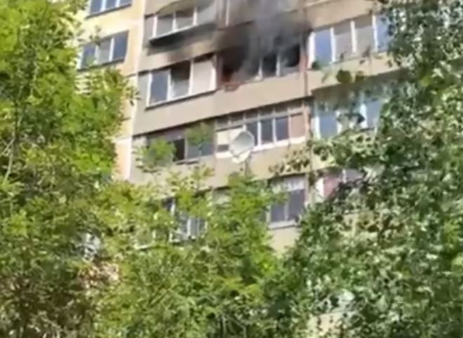 Пожар в многоэтажке на улице Зубковой потушен